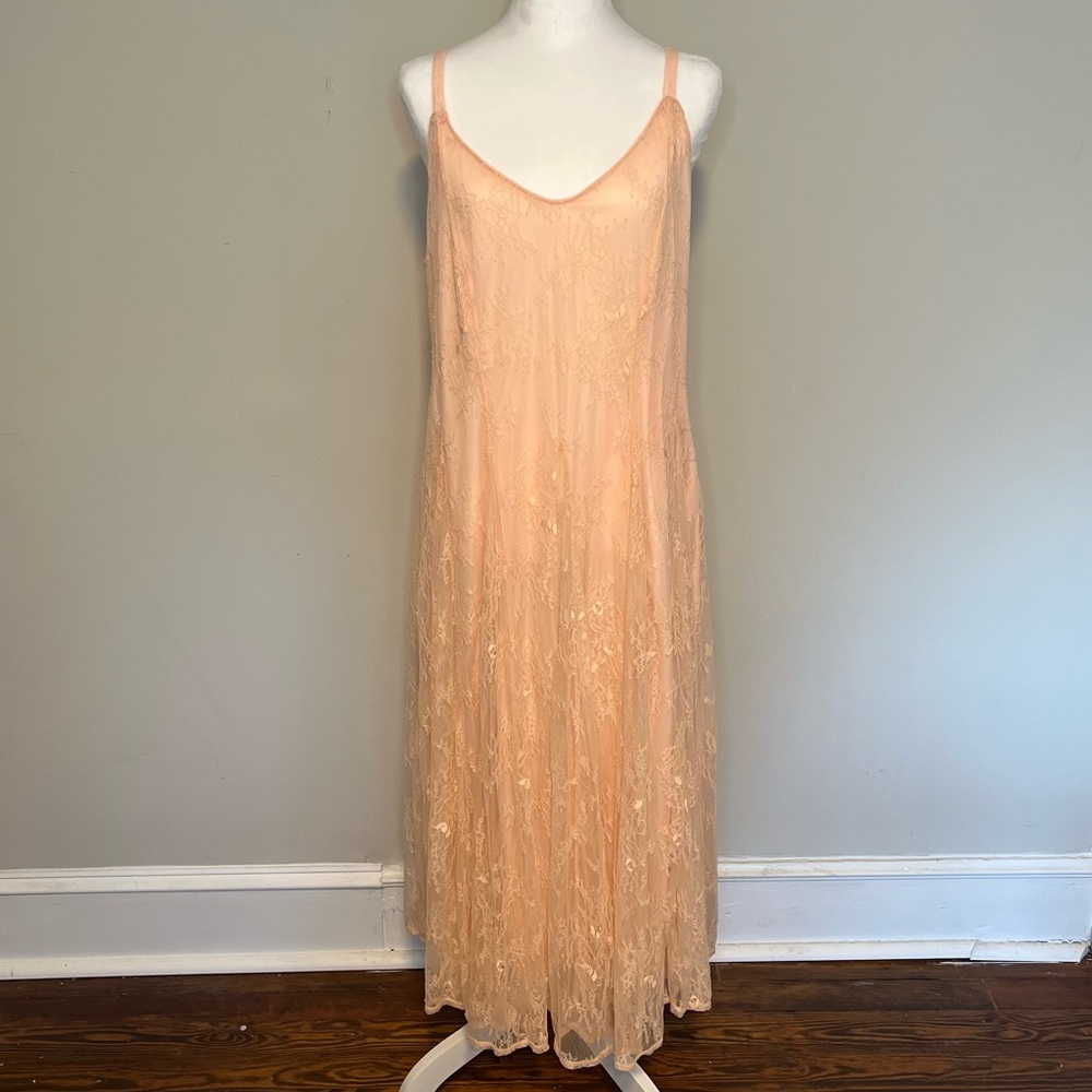 🆕 Torrid Blush Lace Slip Dress - Plus Size 00